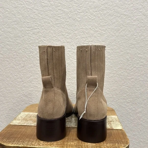 Dolce Vita Taupe Ankle Booties - Picture 5 of 9